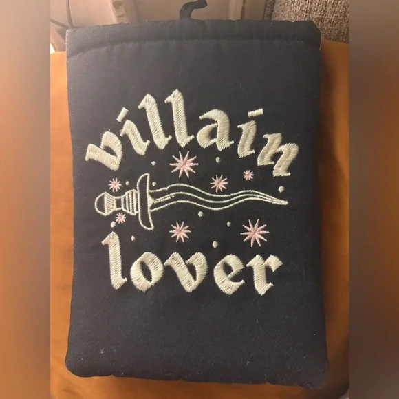 Black Villain Lover Embroidered Kindle Pouch