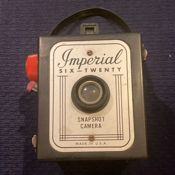 Vintage Imperial Six-Twenty Snapshot Camera