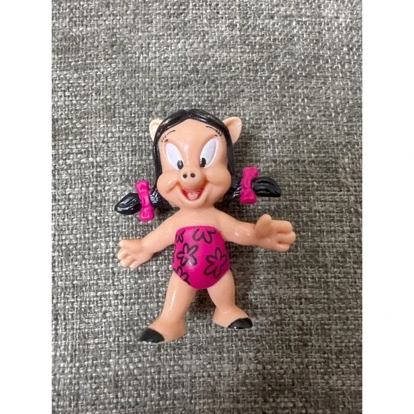 Vintage 1991 Warner Bros Petunia Pig Toy Figurine 3