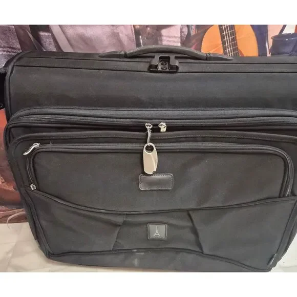 Travelpro rolling garment bag
