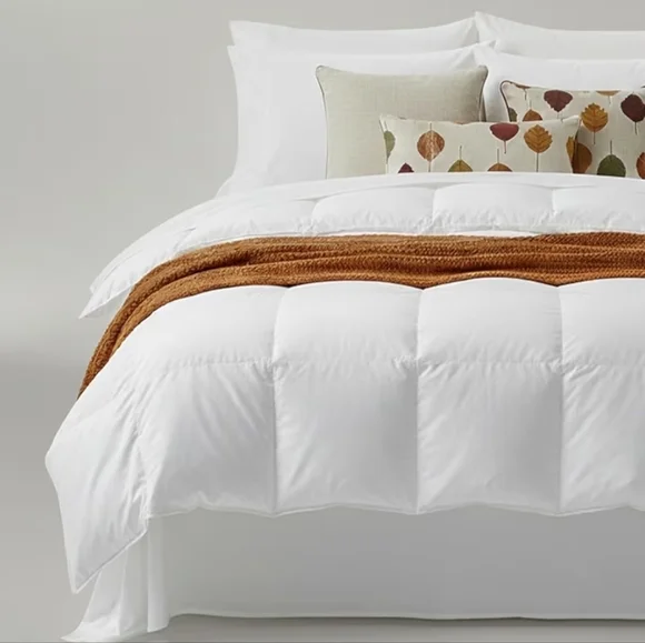 NIB FOSSFLAKES Nordic Sleep, Comforter Duvet Denmark All Season Duvet King $400