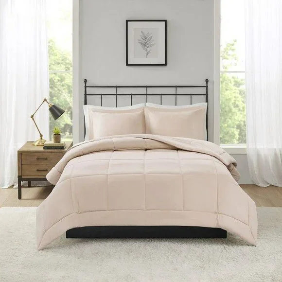 Madison Park Down Alternative Comforter Set Size Larger Full/Queen