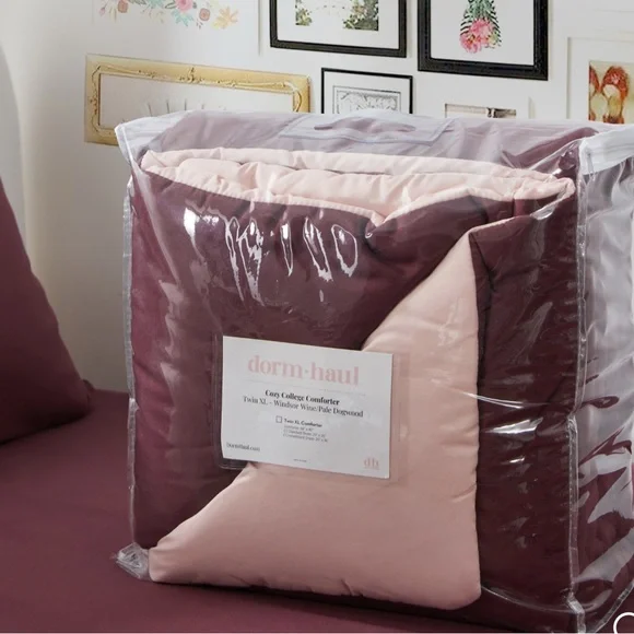 New! original Cozy College Comforter Set - Windsor wine & Pale dogwood