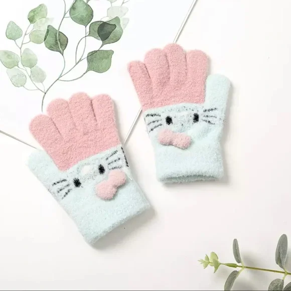 Hello Kitty gloves girls kids small mint green toddler fuzzy