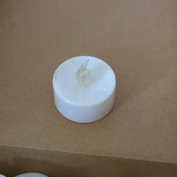 Set of 100 tea lights