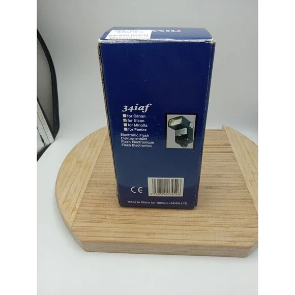 Nissin 34iaf Auto Flash for Nikon Or Canon EOS‎ Cameras Open Box