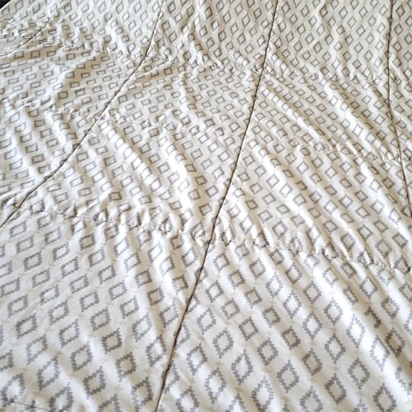 Reversible Gray Twin Comforter