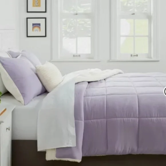 Queen Room Essentials Knitted Reversible Comforter Sherpa NWT