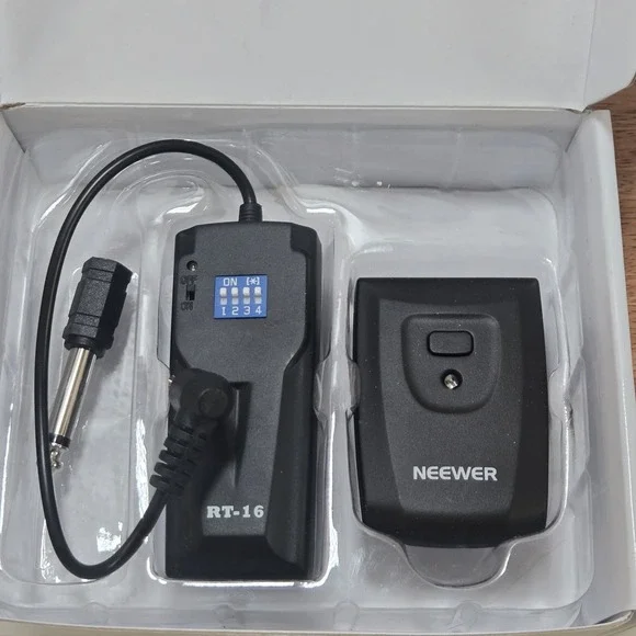 Neewer Wireless Studio Flash‎ RT-16 16 Channel Trigger+Receiver