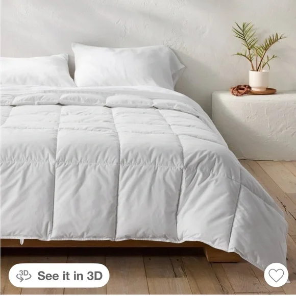 Casaluna F/Q Premium All Season Premium Down Alternative White Comforter