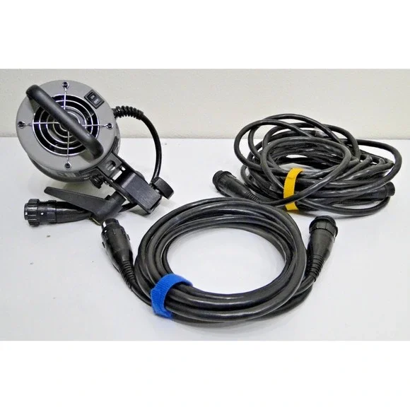 Dynalite 4040 Flash Head Strobe Strobe w/ Frosted Dome, Cover & 15ft Cable - Pro