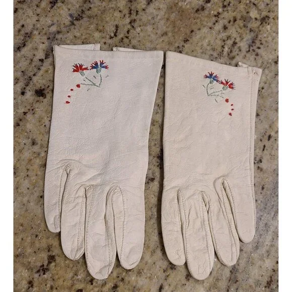 Vintage Girls Size M White Leather Formal 6.5