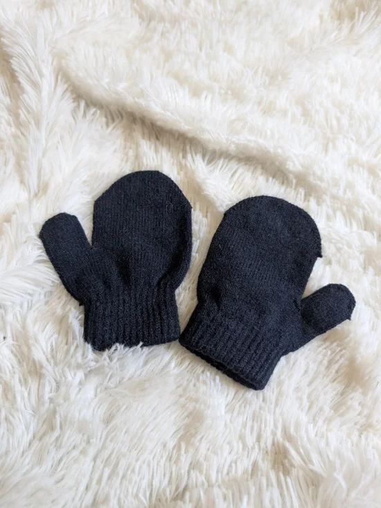 Infant Toddler Navy Blue Knit Mittens
