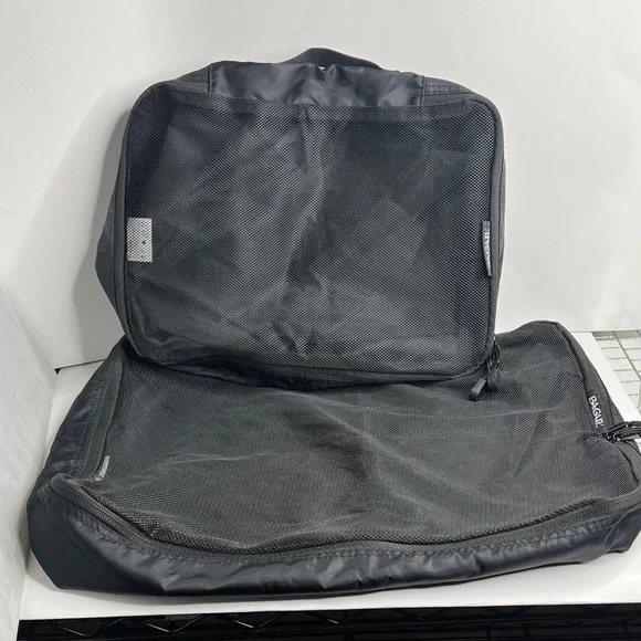 Set of Two Bagail Nylon Zip Around Packing Cubes Large and Medium Black - New