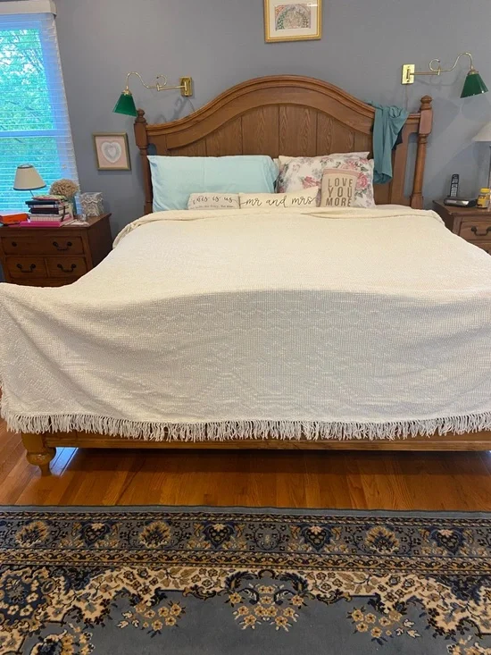 Fieldcrest vintage Cream Fringe bedspread - Classic Textured Bedding