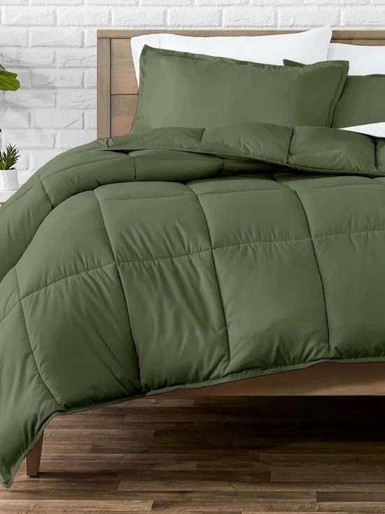 Olive Green Oversized Queen Down-Alternative Comforter - Soft Hypoallergenic