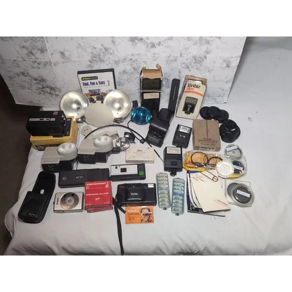 Huge Lot Vintage Camera Equipment Kodak Polaroid Cannon Flashes Cameras Lenses
