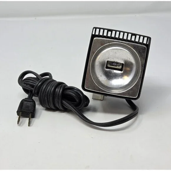 Agena Super 8 Movie Light Flood Spot 650W Vintage 1960s USA DYY Bulb Mount