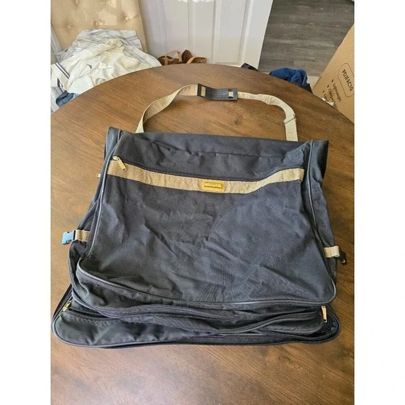 Verdi Tweed & Leather Folding 2-Suiter Garment Bag with Shoulder Strap
