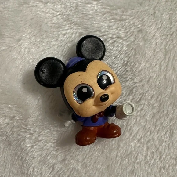 Disney Doorables: Let's Go - Camping Getaway - Mickey Mouse (RARE)