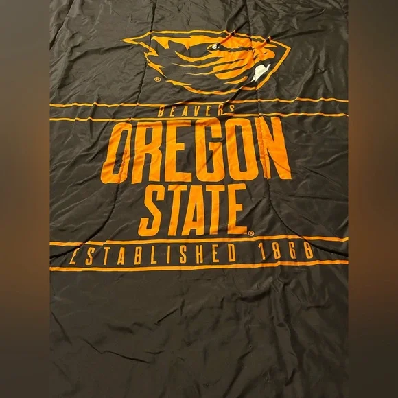 OREGON STATE BEAVERS FANS…