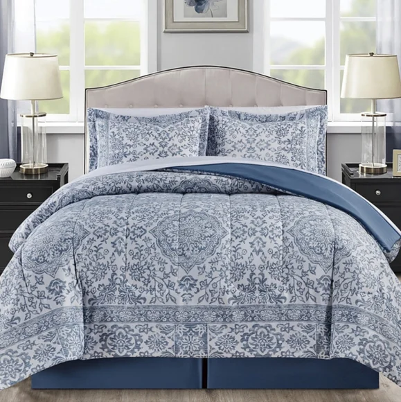 SUPER SALE ** BRAND NEW IN BAG ** Elegant Blue Floral Reversible Bedding 8PC Set
