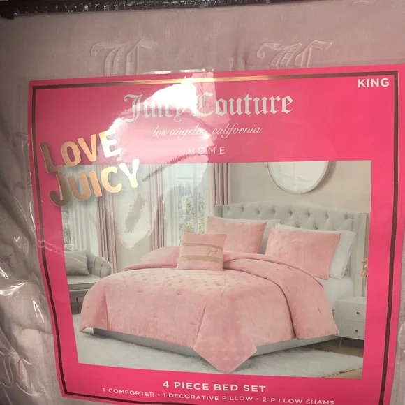 Juicy Couture Pink Comforter Set king pink Logos