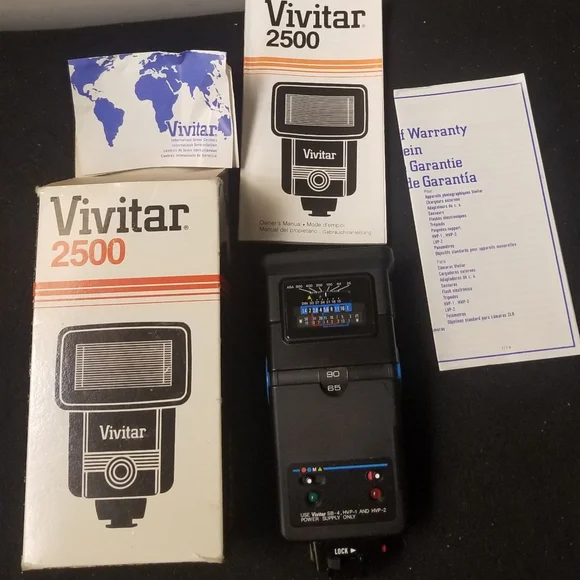 Vivitar 2500 flash with original box