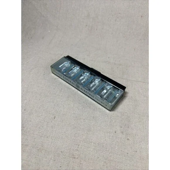 General Electric Flash Bar II Flat Panel Xenon Flash for Film Camera LIKELY USED