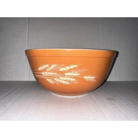 Beautiful Vintage Pyrex 403 Autumn Harvest‎ Mixing Bowl 2.5 Liter - Nesting Bowl