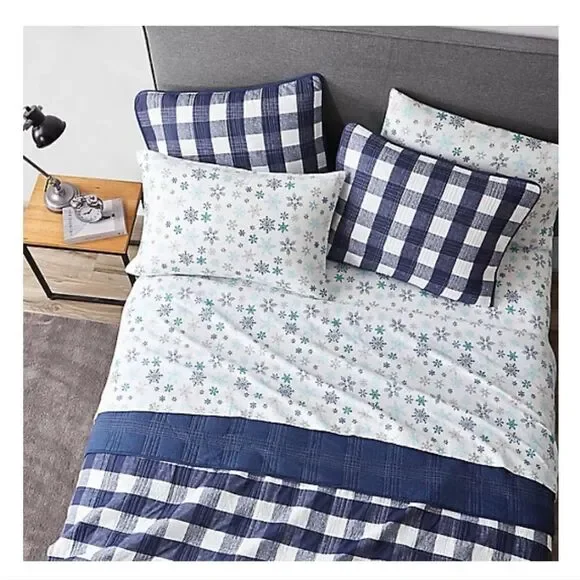 Patterned Flannel Sheet Set Blue Snowflakes- Eddie Bauer