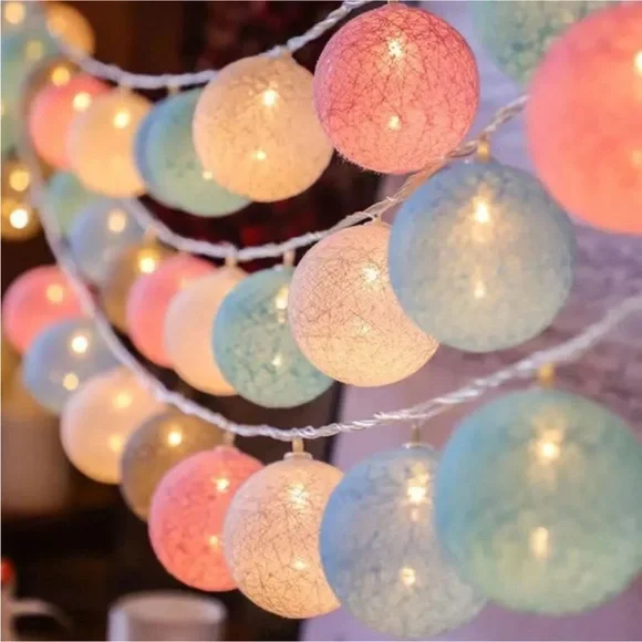 Fantasee Cotton Ball String Lights 9.8ft 20 LEDs