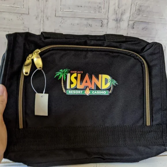 Vintage Chip-Ins Island Resort Casino Fanny‎ Pack B