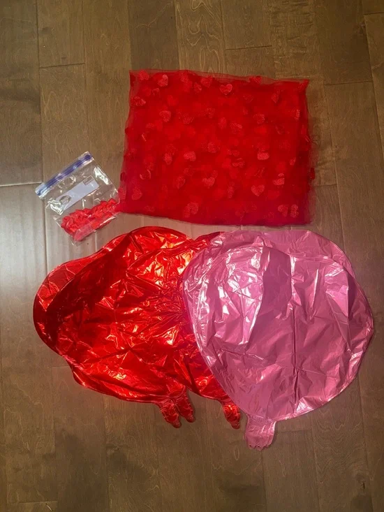 Red and Pink Heart Party Balloon and Decorations Set