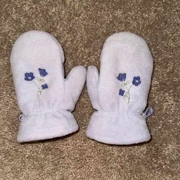 Cute girls mittens