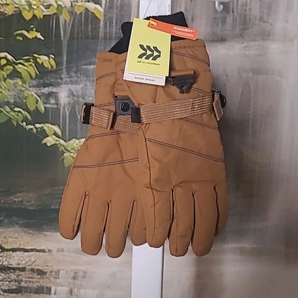 New with tags! All in Motion Kids khaki brown snow sports warm winter gloves