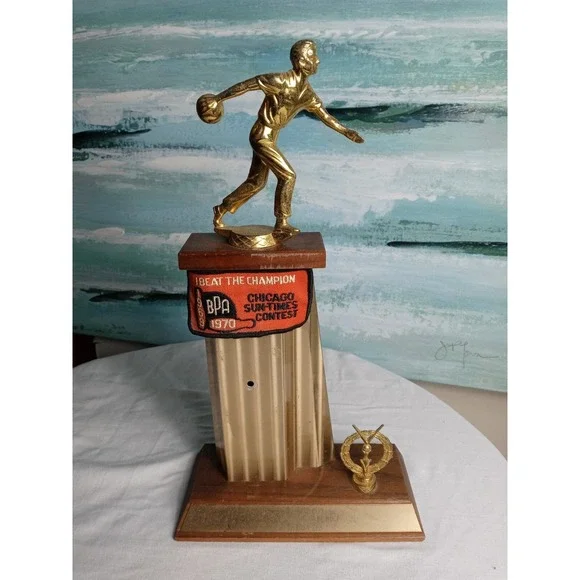 C.I.D‎ Ford City Bowling Trophy 1968-69 W/BPA Chicago Sun Times Patch 1969-70