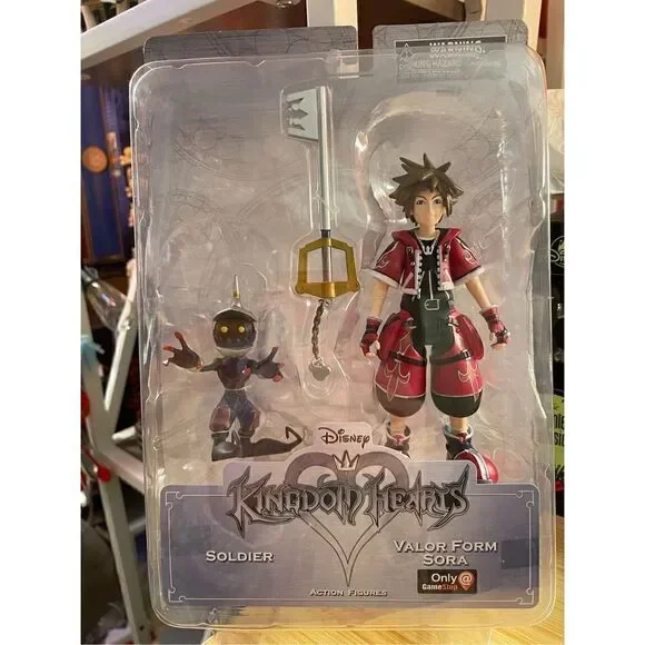 Kingdom Hearts Diamond Select Toys Valor Form Sora GameStop Exclusive