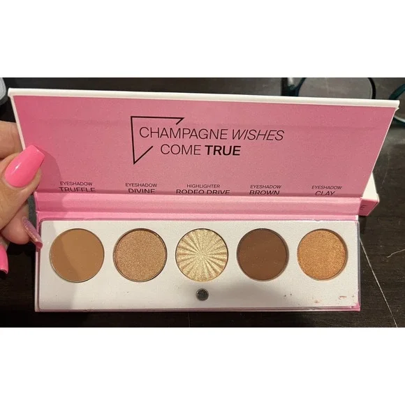 OFRA Signature Eyeshadow Palette in LUXE - Full Sz. New In Box 5 Shades Neutral