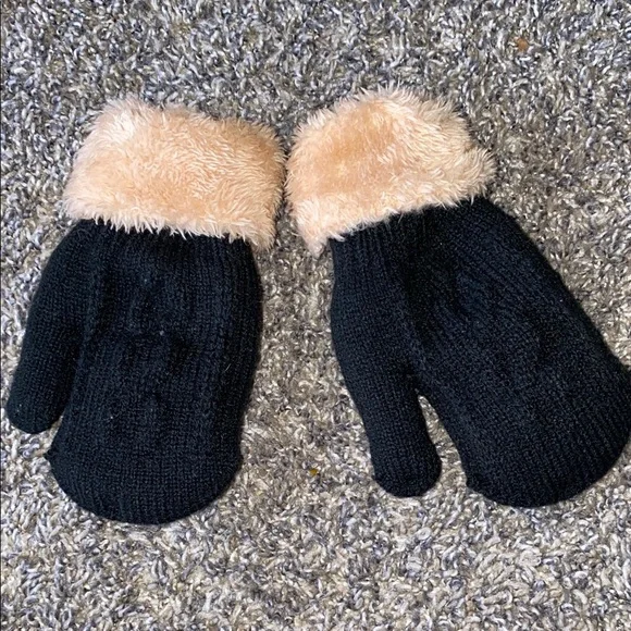 Cozy Black and Cream Kids Mittens