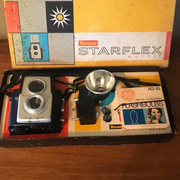 Kodak Brownie Starflex Outfit Camera in Orininal Box. Vintage