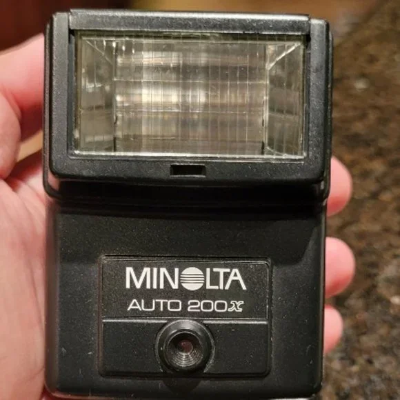 Minolta Auto 200X Flash