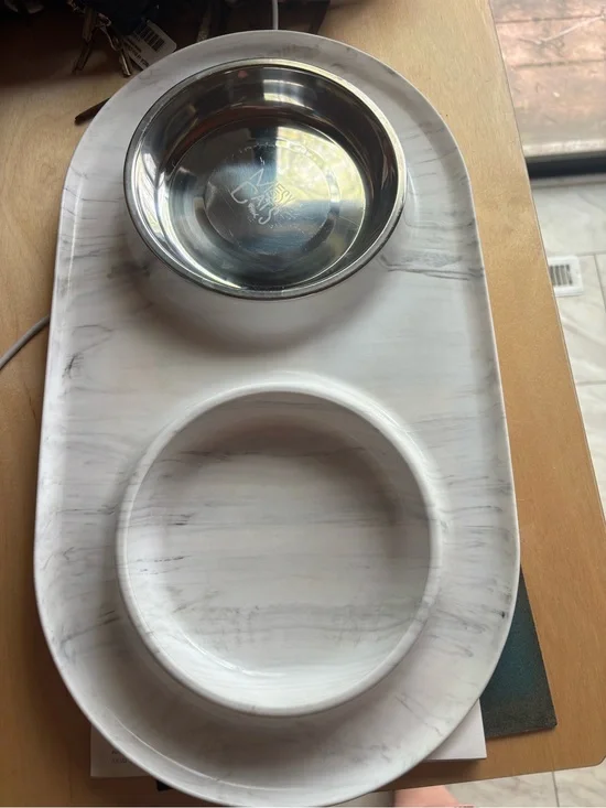 Messy Cats Feeding Station Plus One Stainless Steel Bowl