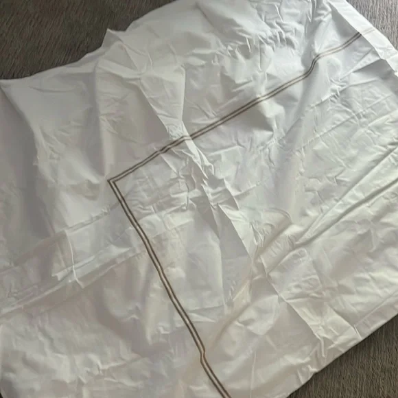 Hudson Park queen/ full Italian cotton comforter cover