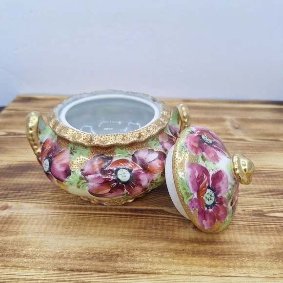 Antique Nippon Hand Painted Sugar Bowl W/ Lid Floral Moriage and‎ Gold Gilding