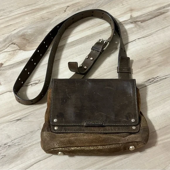 New Olivia Harris brown suede and leather crossbody Satchel