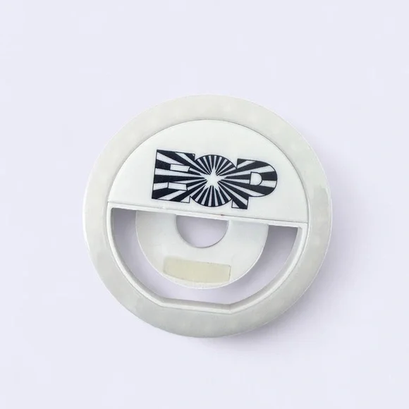 White clip on phone ring light
