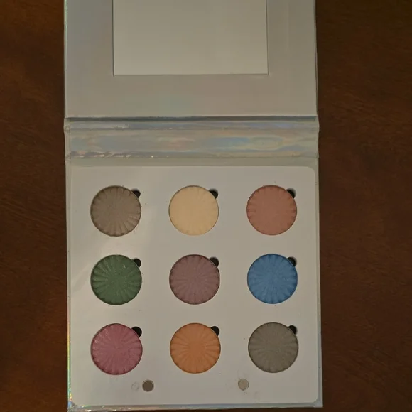 OFRA GLITCH 2000 Vibrant 9-Color Eyeshadow Palette
