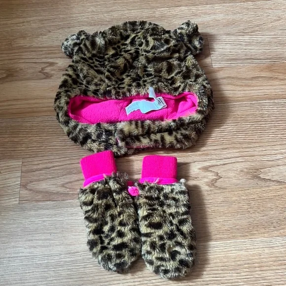 Furry Animal Print beanie & mittens