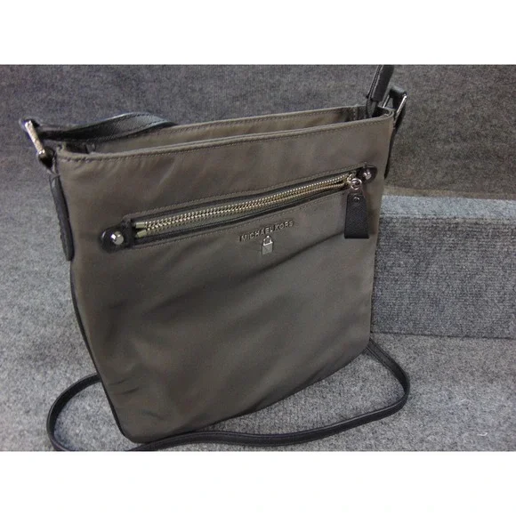 Michael Kors Crossbody Bag Men Olive Green Solid 32F7S02C3C Techwear Gorpcore